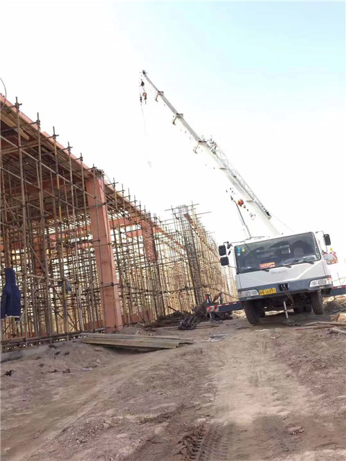 平桥区吊车作业的安全注意事项有哪些？